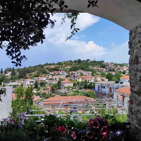σπίτι με απεριόριστη θέα بيت للعطل *